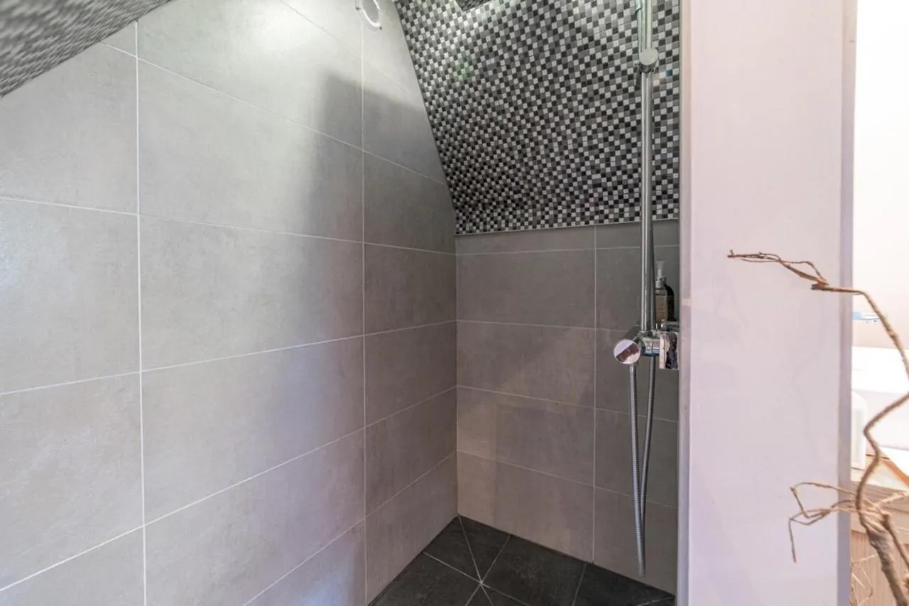Escale Annecienne Furnished Flat Apartment Annecy France